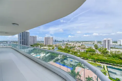 6000 Island Boulevard Aventura FL 33160
