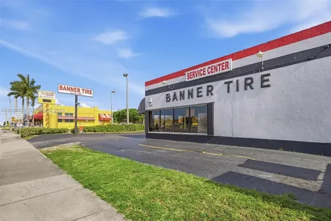 8730 SW 8th Street Miami FL 33174