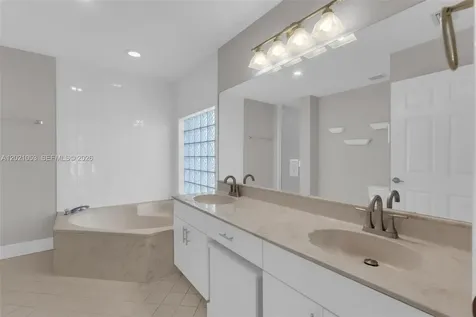 10635 NW 54th Street Doral FL 33178