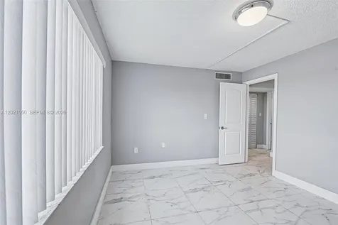 6575 W 4th Avenue Hialeah FL 33012