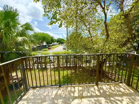 8600 SW 109th Avenue Miami FL 33173
