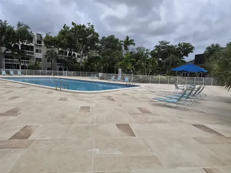 Miami FL 33143