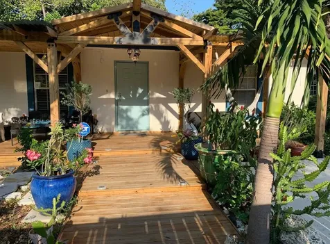 5529 NW 4th Avenue Miami FL 33127