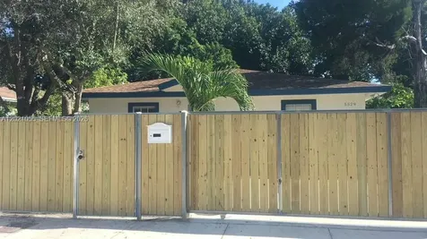 5529 NW 4th Avenue Miami FL 33127