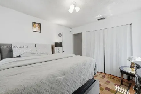 4080 NW 1st Place Deerfield Beach FL 33442
