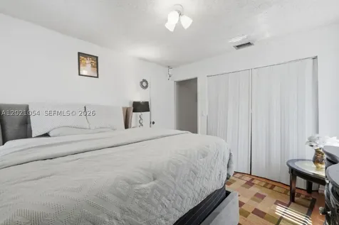 4080 NW 1st Place Deerfield Beach FL 33442