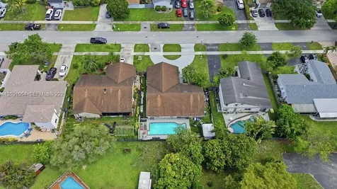 4080 NW 1st Place Deerfield Beach FL 33442