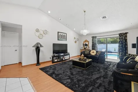 4080 NW 1st Place Deerfield Beach FL 33442