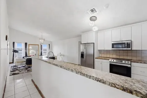 4080 NW 1st Place Deerfield Beach FL 33442