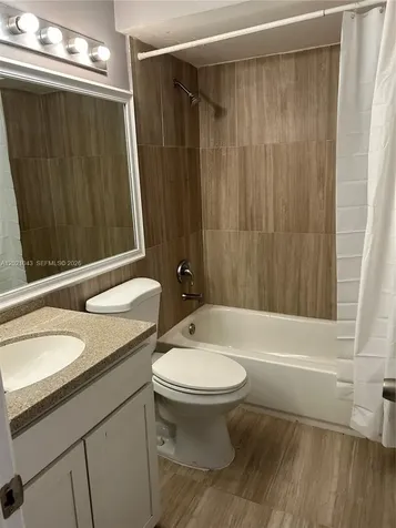 1136 NE 210th Terrace Miami FL 33179
