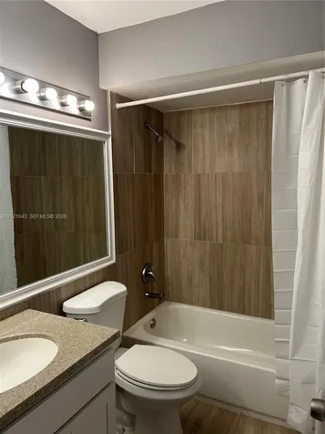 1136 NE 210th Terrace Miami FL 33179