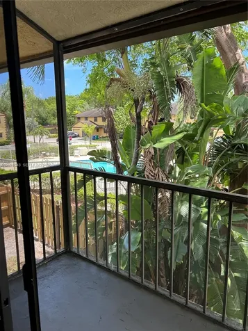 1136 NE 210th Terrace Miami FL 33179