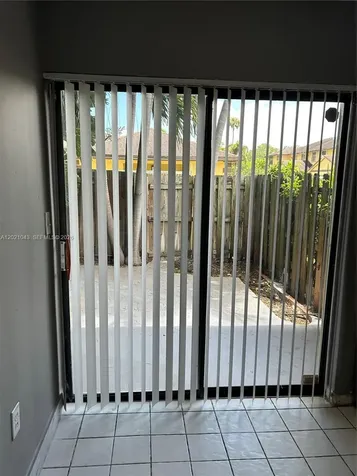 1136 NE 210th Terrace Miami FL 33179