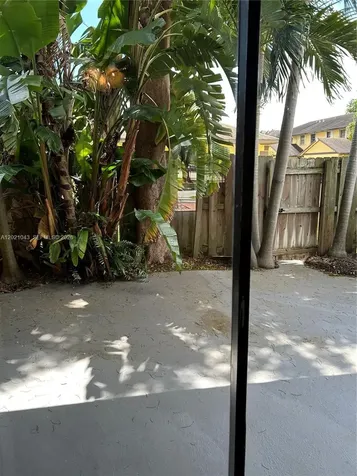 1136 NE 210th Terrace Miami FL 33179