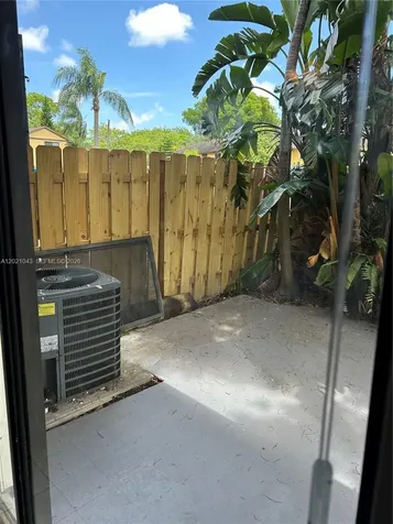 1136 NE 210th Terrace Miami FL 33179