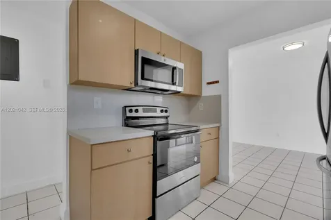 11381 SW 7th Terrace Sweetwater FL 33174