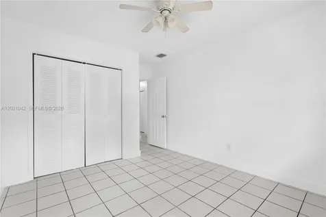 11381 SW 7th Terrace Sweetwater FL 33174