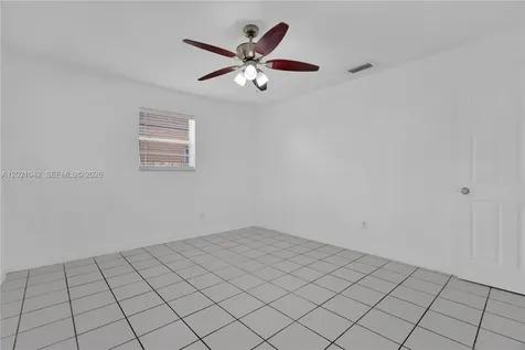 11381 SW 7th Terrace Sweetwater FL 33174