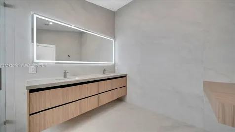 3330 SW 50th Street Hollywood FL 33312