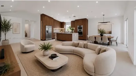3330 SW 50th Street Hollywood FL 33312