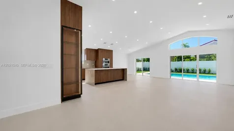 3330 SW 50th Street Hollywood FL 33312