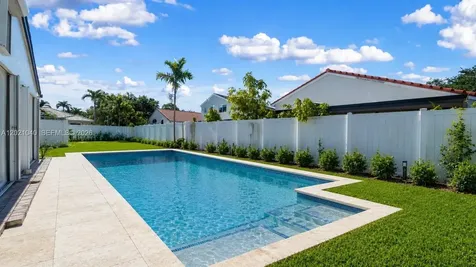 3330 SW 50th Street Hollywood FL 33312