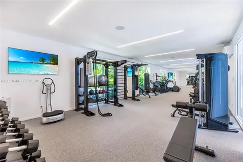 10250 Collins Avenue Bal Harbour FL 33154