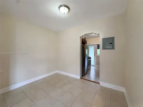965 Bay Drive Miami Beach FL 33141