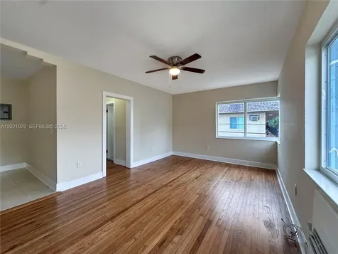 965 Bay Drive Miami Beach FL 33141