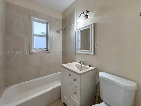 965 Bay Drive Miami Beach FL 33141