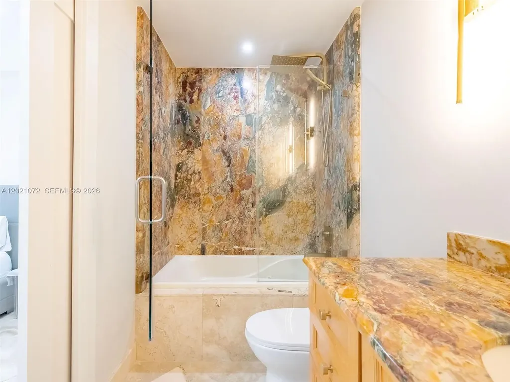 19 Port Side Drive Fort Lauderdale FL 33316