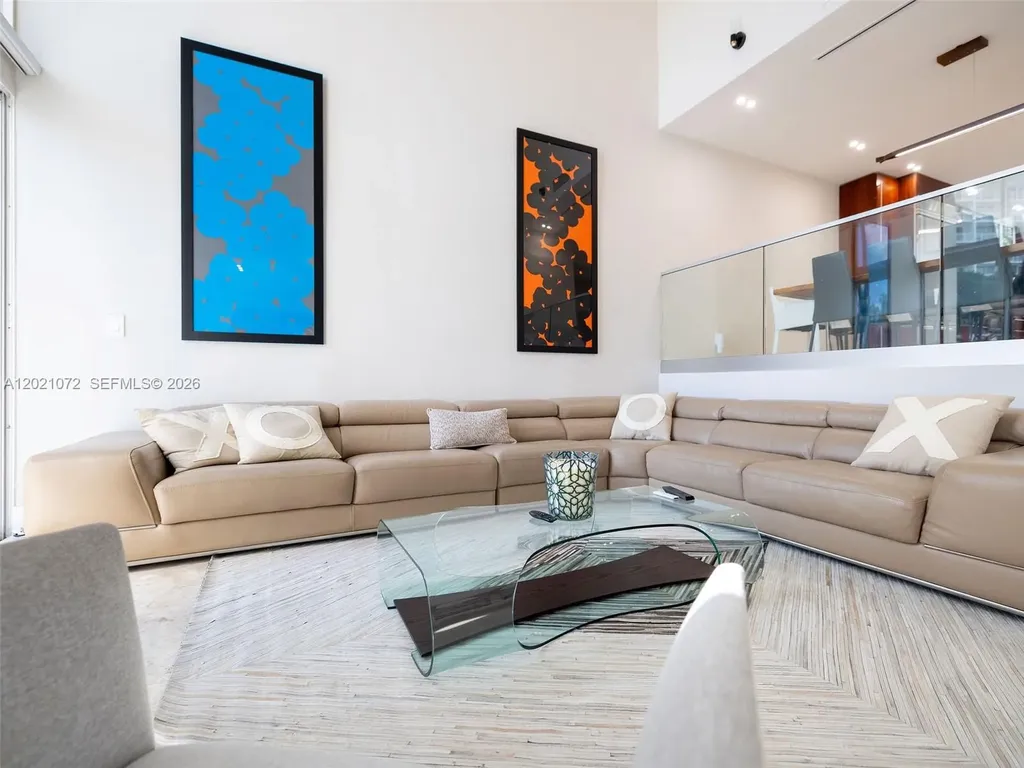 19 Port Side Drive Fort Lauderdale FL 33316