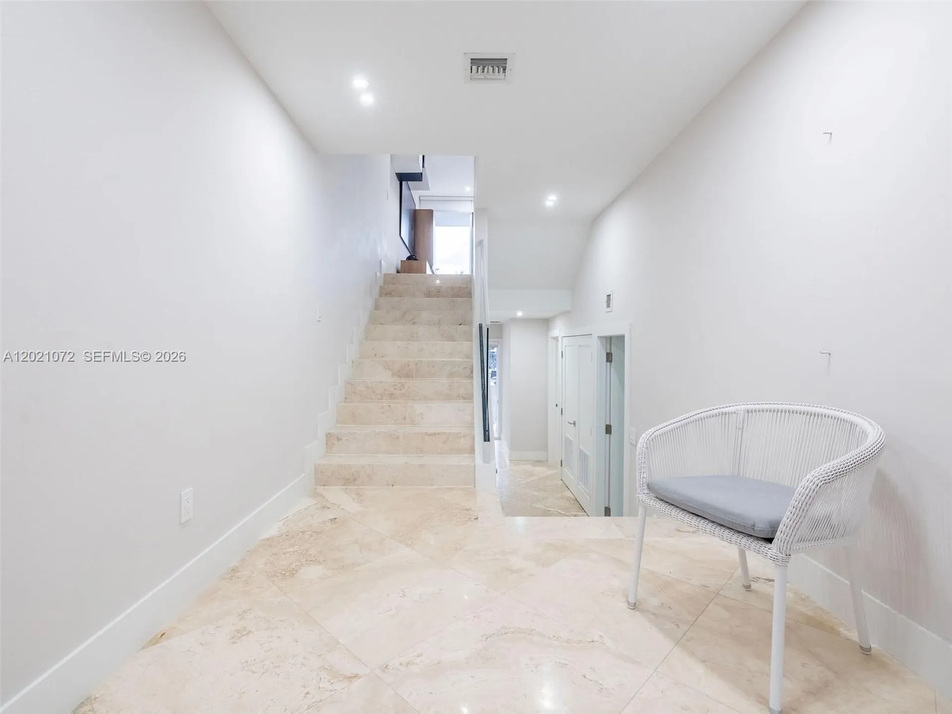 19 Port Side Drive Fort Lauderdale FL 33316