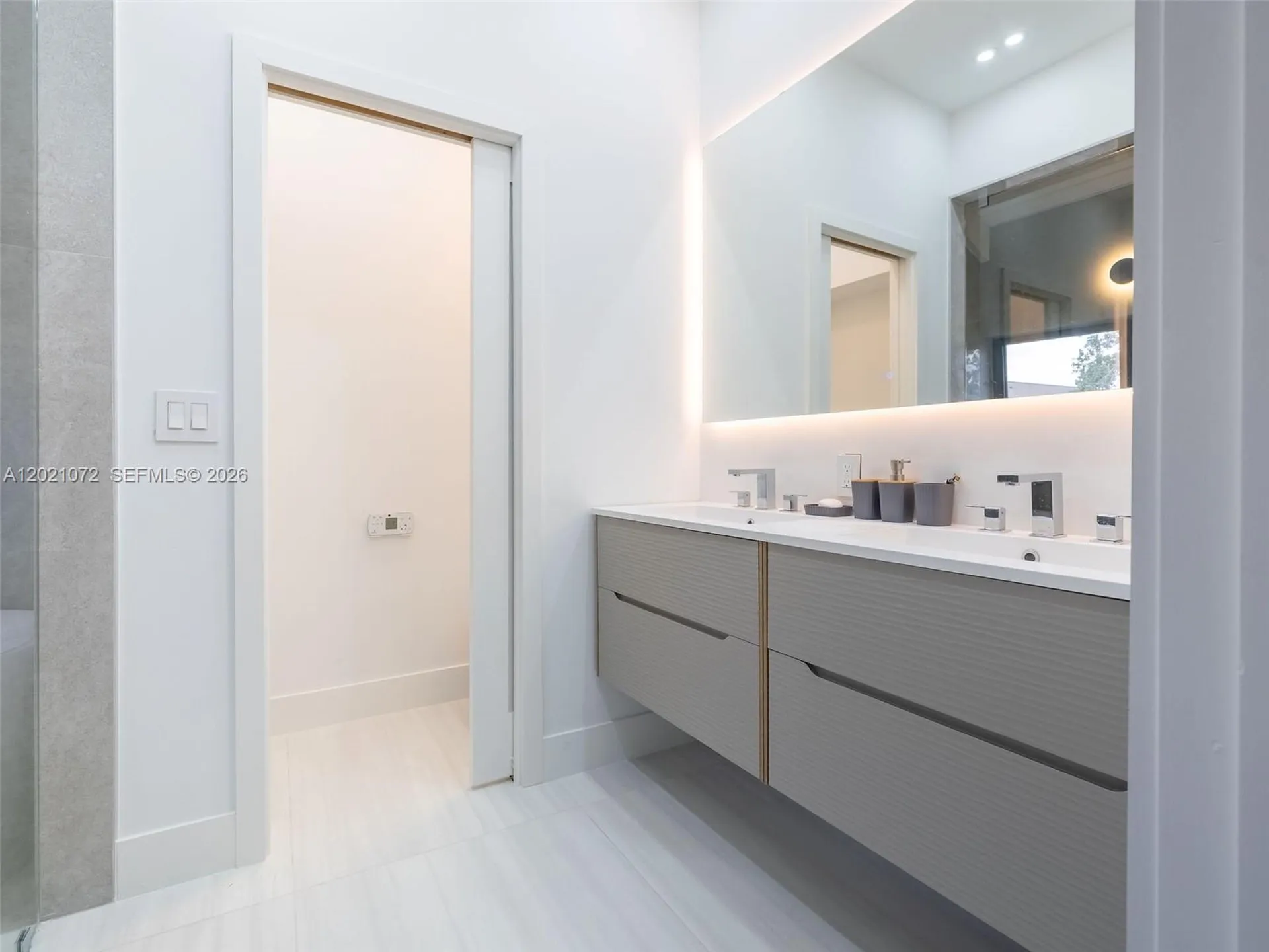 19 Port Side Drive Fort Lauderdale FL 33316