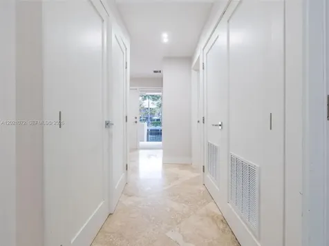 19 Port Side Drive Fort Lauderdale FL 33316