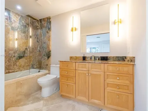 19 Port Side Drive Fort Lauderdale FL 33316
