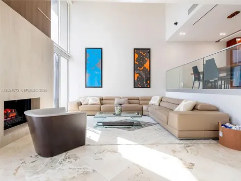 19 Port Side Drive Fort Lauderdale FL 33316