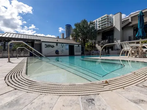 19 Port Side Drive Fort Lauderdale FL 33316