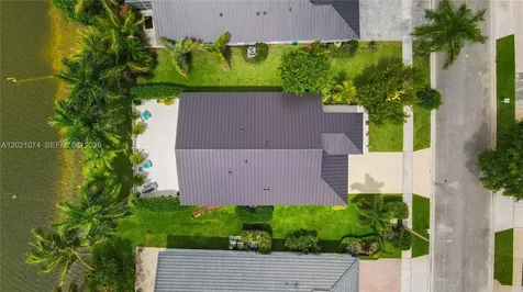 16350 SW 11th Street Pembroke Pines FL 33027