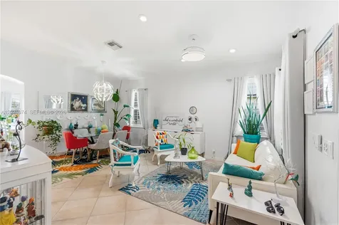 16350 SW 11th Street Pembroke Pines FL 33027