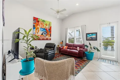 16350 SW 11th Street Pembroke Pines FL 33027