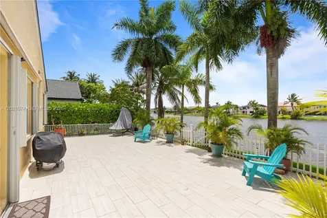 16350 SW 11th Street Pembroke Pines FL 33027