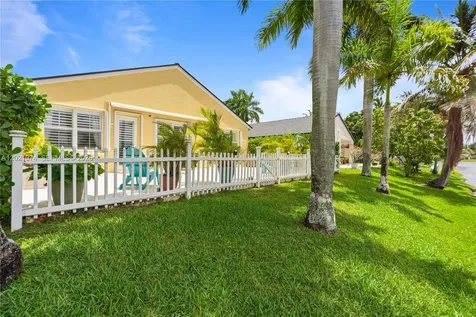 16350 SW 11th Street Pembroke Pines FL 33027