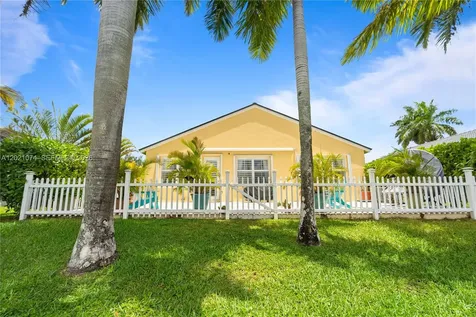 16350 SW 11th Street Pembroke Pines FL 33027