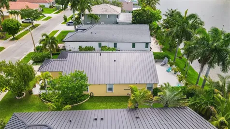 16350 SW 11th Street Pembroke Pines FL 33027