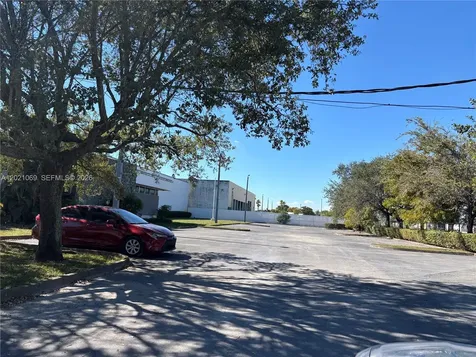 50 NE 179th Street Miami Gardens FL 33162