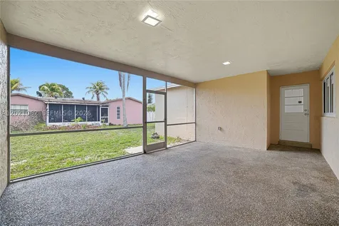 4981 SW 7th Street Margate FL 33068