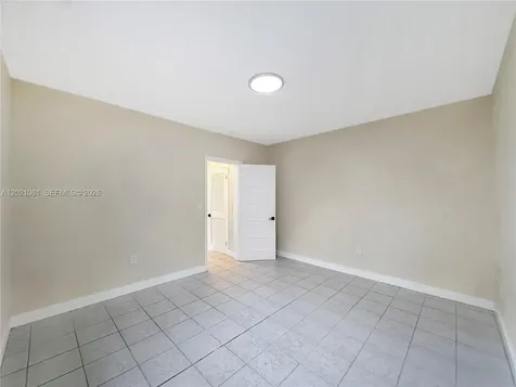 965 Bay Drive Miami Beach FL 33141