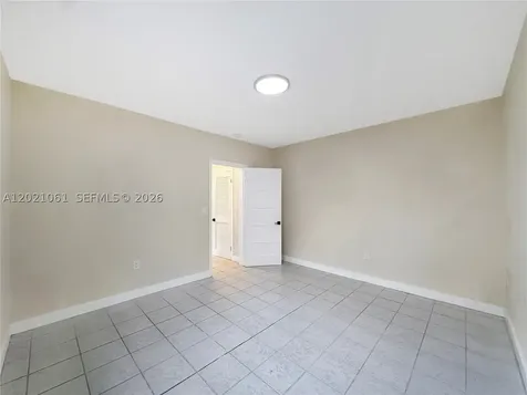 965 Bay Drive Miami Beach FL 33141