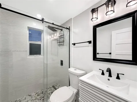 965 Bay Drive Miami Beach FL 33141